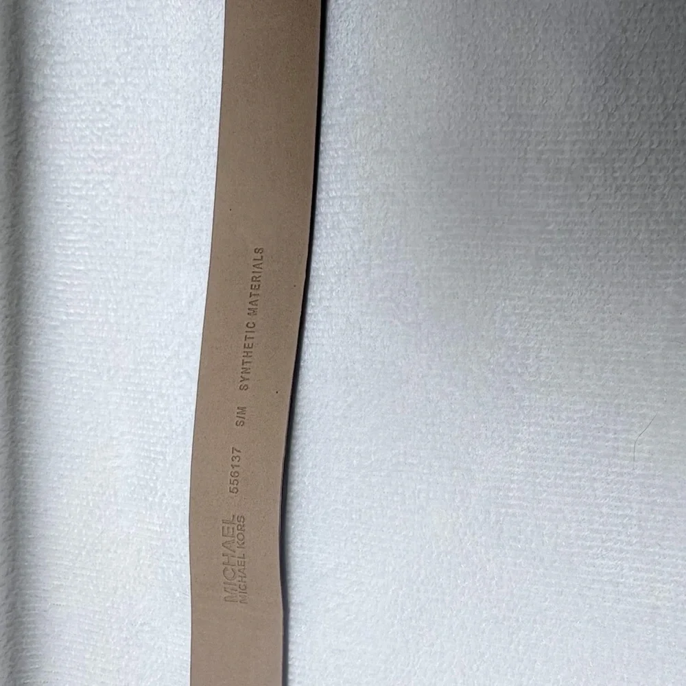 Michael Kors Women's Cream and Tan
Belt Bag - Picture 12 of 14